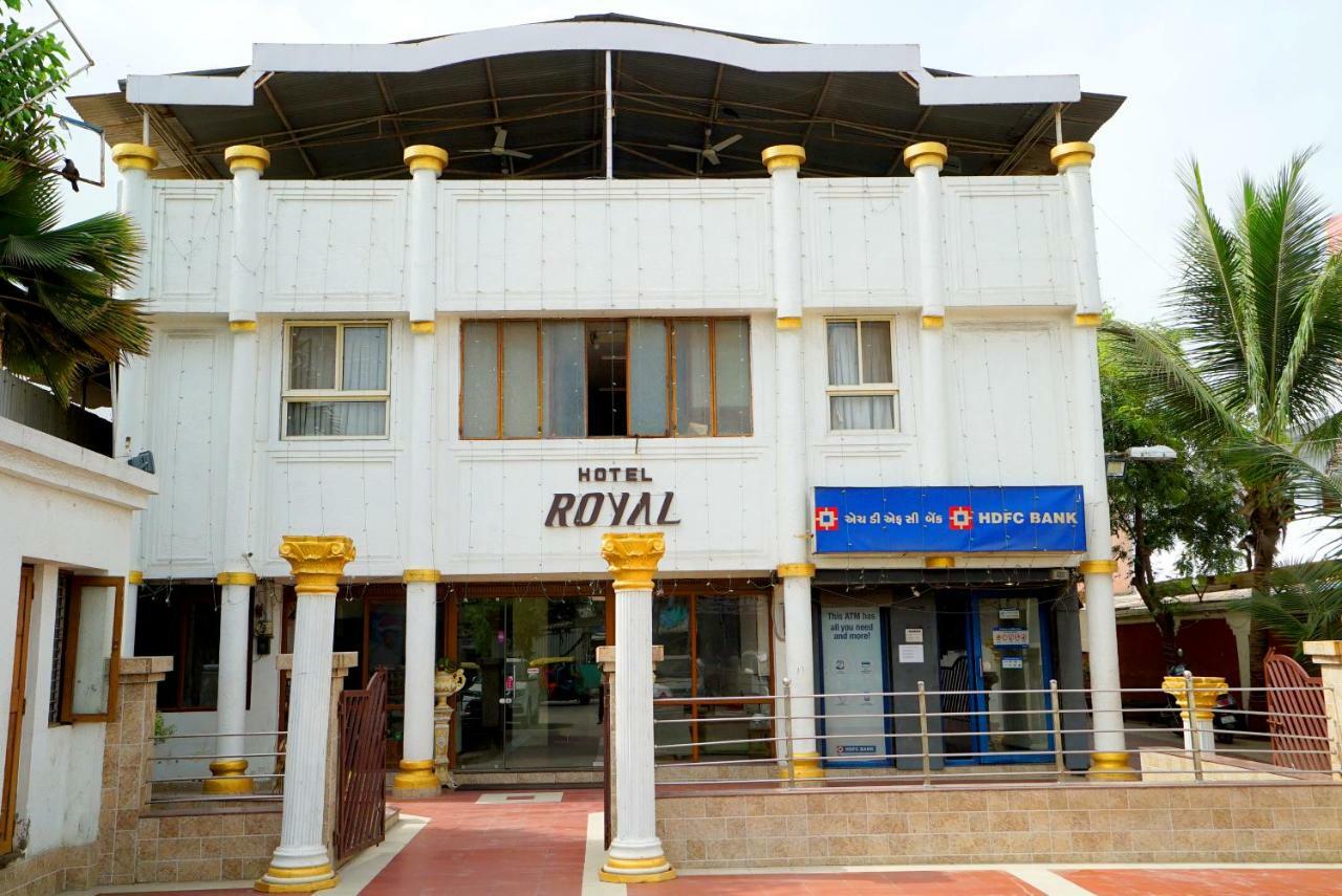 Hotel Royal Ahmedabad Exterior foto