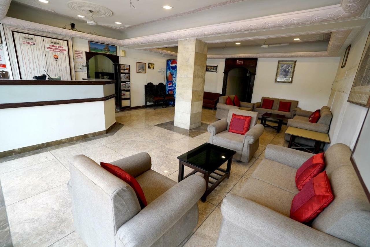 Hotel Royal Ahmedabad Exterior foto